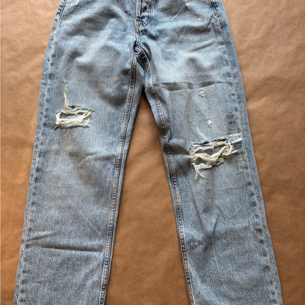 Aeropostale Women’s Light Blue Distressed Jeans